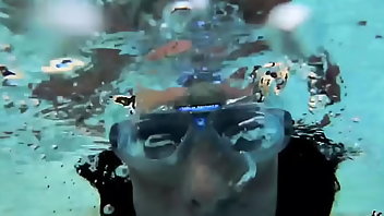 Underwater Dildo Outdoor Pornstar MILF 