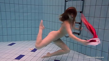 Underwater Pornstar Girlfriend Russian 